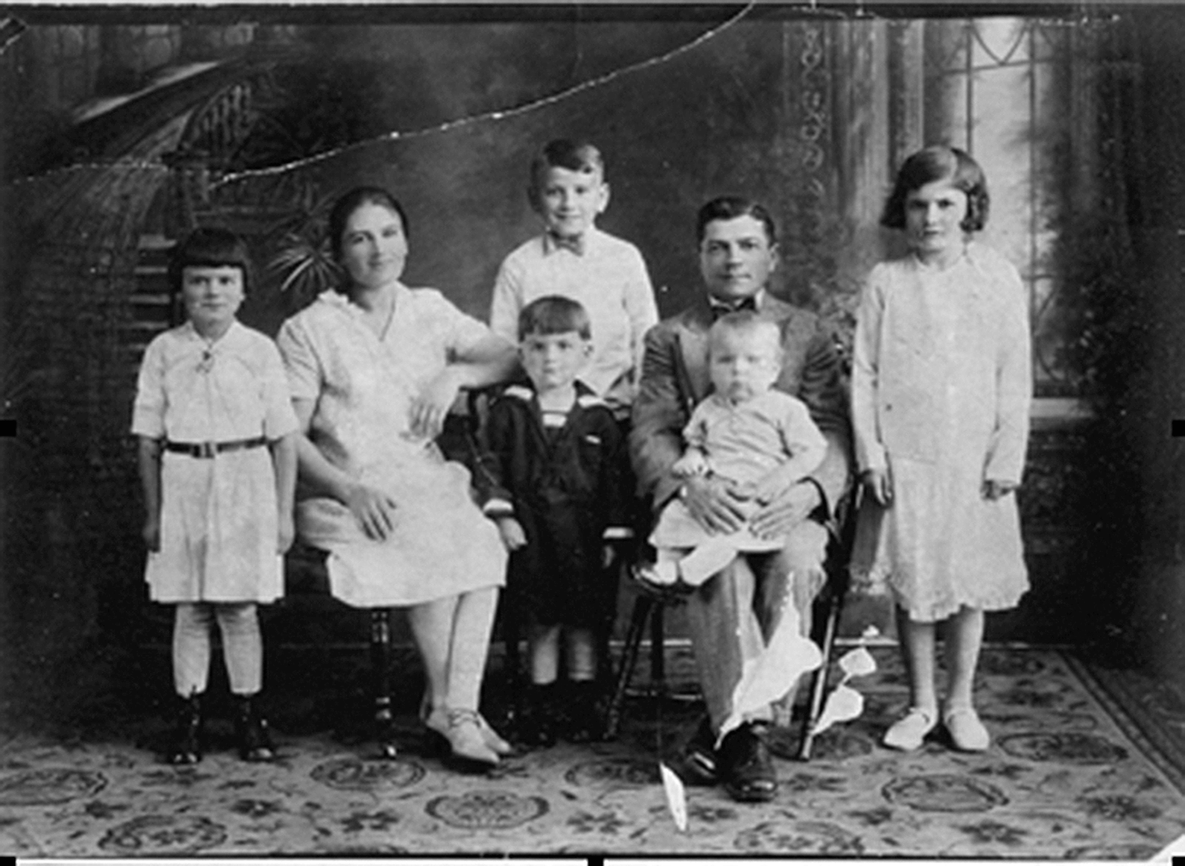 Louise Pecka Vallone's family